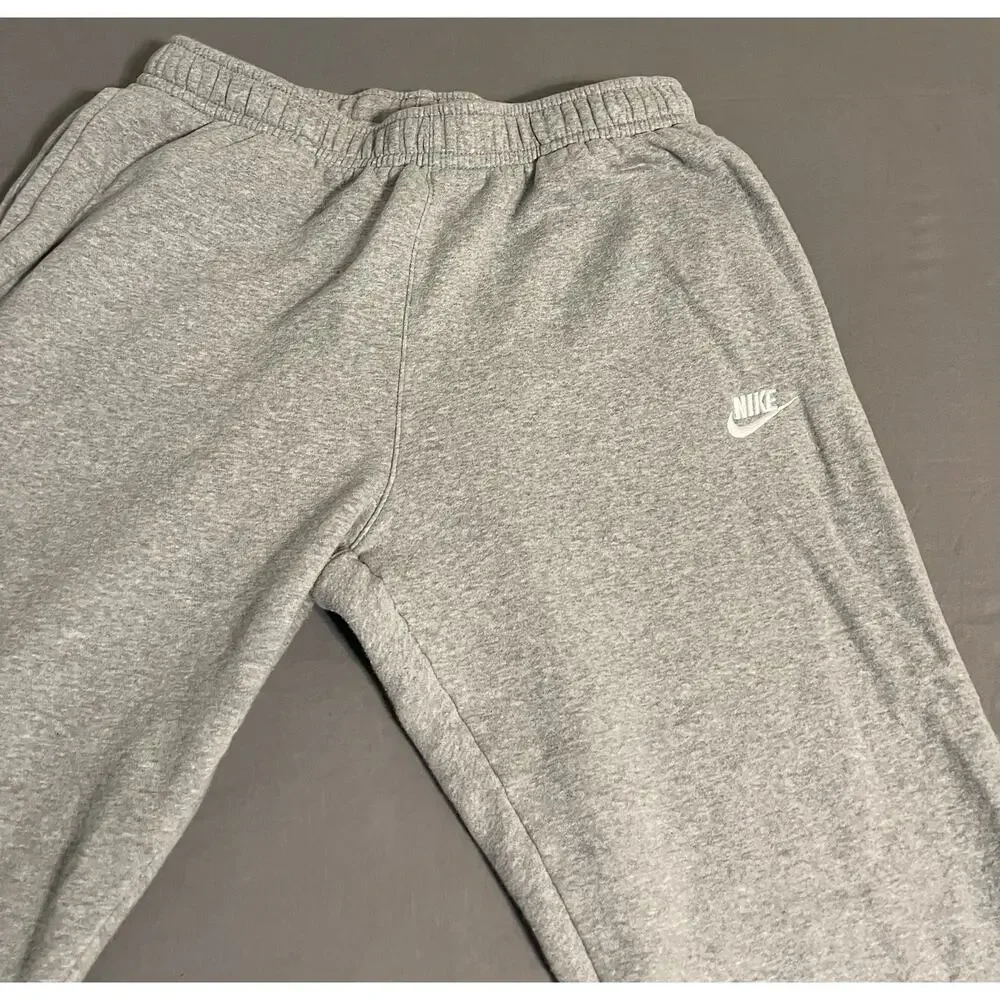 Nike Sportswear Club Fleece Gray Sweatpants XL Men’s Soft Logo Pants Excellent